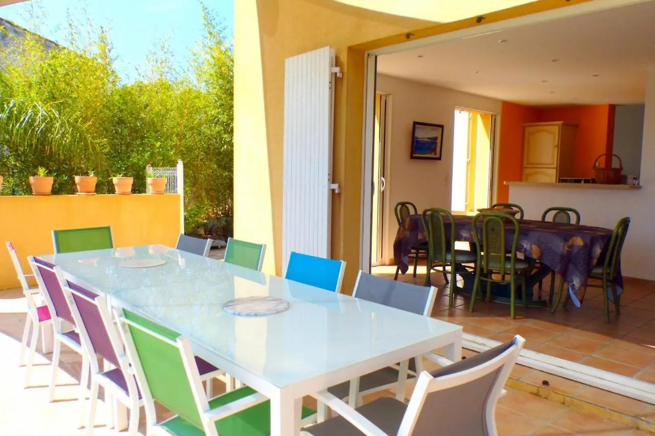 Holiday home Spacious And Bright House With Swimming Pool Bandol