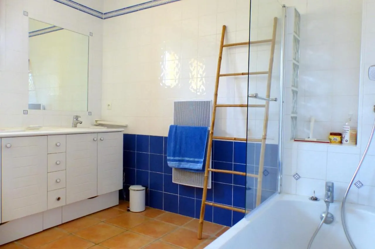 Holiday home Spacious And Bright House With Swimming Pool Bandol